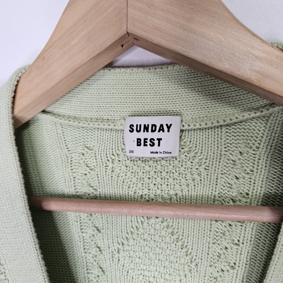 Aritzia Sunday Best Lamora Cardigan Sz 2XS Cable Knit Sweater Green Oversize - Picture 4 of 11